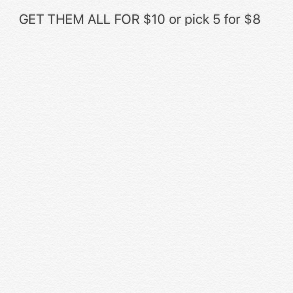 Necklaces bundle!!